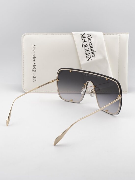 Alexander McQueen AM0362S 003 Shield Rimless Sunglasses - Gold / Grey main image 9
